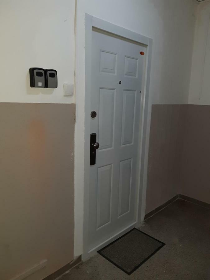 White Apartment, Kraskova 2, Bratislava Exterior photo